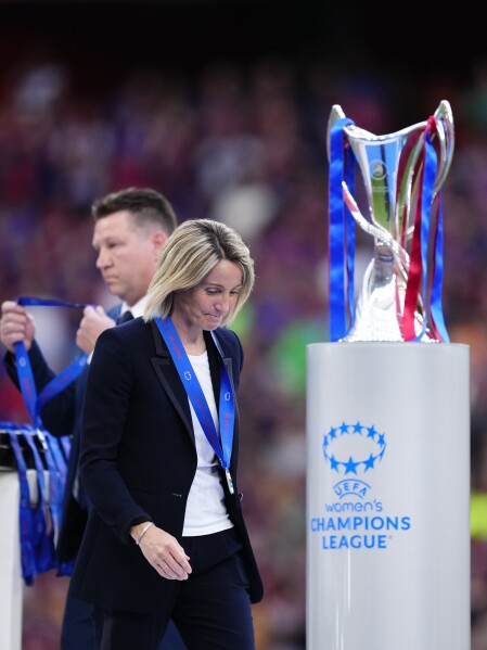 Chelsea women's coach online